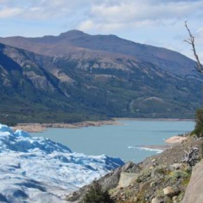 Petit trek (en crampons) sur le glacier Perito Moreno