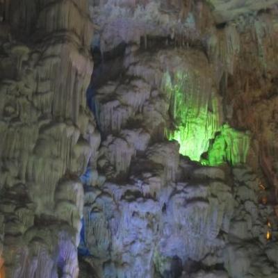 Intérieur de la Grotte de la Porte du Ciel