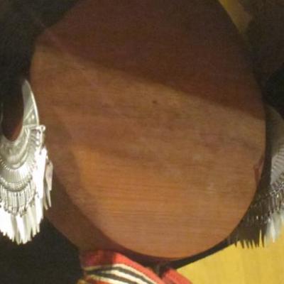 Des boucles d'oreille ethniques - spéciale dédicace Isabelle H.