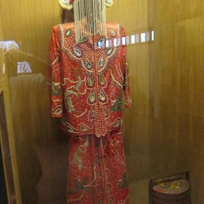 Une robe de mariée de la minorité cham