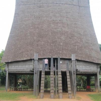 Une maison typique de la minorité des Thaïs blancs