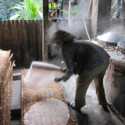 Fabrique artisanale de nouilles de riz