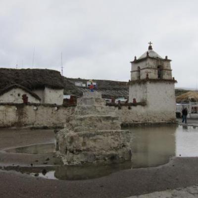 Eglise du 18ème du petit village aymara de Parinacota